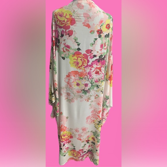 Beautiful Colors come together for this On The Road….KIMOMO. - Picture 3 of 6